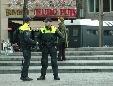 Ολλανδία: Ανακρίνεται ο οδηγός του βαν με τις φιάλες αερίου - Σύλληψη και δεύτερου άνδρα (upd)